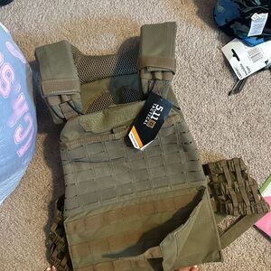 5.11 plate carrier NWT